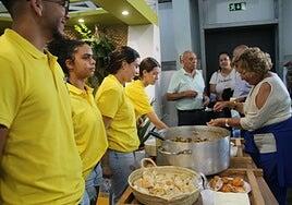 Antigua invita a echarse una carne de cabra con papas en Feaga 2025