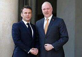 El Gobierno búlgaro supera la moción de censura presentada por ultras y prorrusos