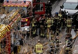 La colisión fortuita de un Porsche eléctrico fue el origen del incendio en el que murieron los dos bomberos