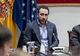 Aldama pide permiso al Supremo para irse a un retiro espiritual al extranjero