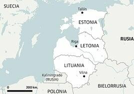 Los países bálticos levantan la primera barrera de defensa europea para frenar a Rusia
