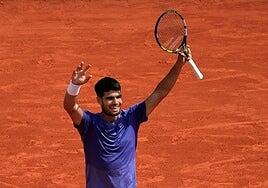 Alcaraz sofoca un incendio ante Fils