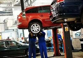 Estos son los puestos de trabajo con mejores sueldos en el sector de la automoción