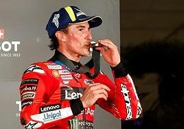 Marc Márquez domina el sábado de Catar y recupera el liderato de MotoGP