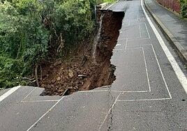 El derrumbe parcial de un puente en Tacoronte deja sin luz ni agua a los vecinos
