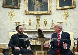 Trump y Bukele abogan por continuar con su polémica colaboración migratoria