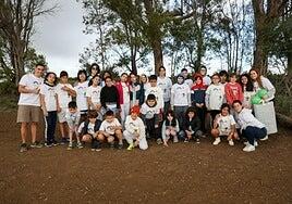 Un respiro con risas y juegos en el campo para aliviar el cáncer