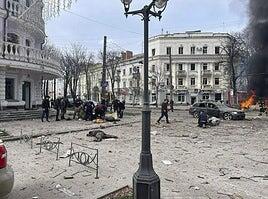 Ucrania destituye a su gobernador en Sumy tras la masacre rusa