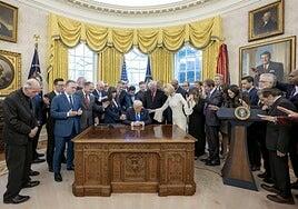 La fe mueve la Casa Blanca