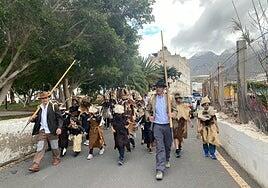 La Aldea de San Nicolás lleva a escena sus raíces