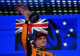 Piastri toma las riendas del Mundial tras doblarle la muñeca a Verstappen