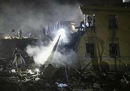 Trump exige a Putin que «pare» tras un ataque con doce muertos y decenas de heridos en Kiev