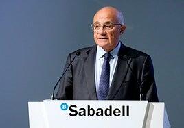 Sabadell calibra el impacto de los aranceles en su plan estratégico y en plena opa de BBVA