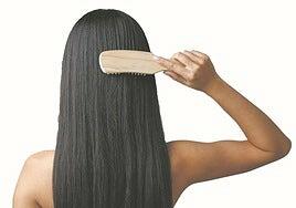 Así se peina el pelo para lucir melenaza (y el cepillo es más importante de lo que crees)