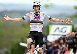 Pogacar recupera la normalidad y gana la Flecha Valona