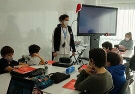 El Consejo de Enfermería pide que todos los centros educativos cuenten con una enfermera escolar