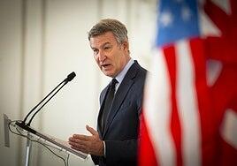 Feijóo tilda de «cacicada» el plan de defensa y reta a Díaz a salir del Gobierno si está en contra