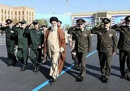 Irán fortifica sus instalaciones nucleares mientras negocia con EE UU