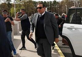 El excongresista de Estados Unidos George Santos es condenado a más de 7 años de cárcel por fraude