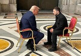 Trump y Zelenski avanzan hacia la paz en una reunión previa al funeral «con potencial para ser histórica»