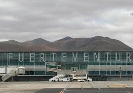 Más de mil turistas, bloqueados en Fuerteventura al cancelarse sus vuelos por el apagón