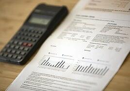 El abaratamiento del gas, la luz y las gasolinas modera el IPC al 2,2% en abril