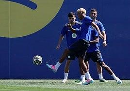 El Barça busca la final por la vía rápida
