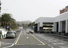 Betancort reclama un acuerdo sobre el diseño del aeropuerto