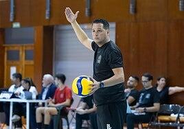 Alberto Rodríguez: «Mi paso por el San Roque es muy positivo; en dos años se ha asentado en la Superliga»