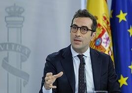 El Gobierno reconoce que los aranceles impactarán en las exportaciones pero mantiene en el 2,6% el crecimiento para 2025