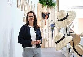 Lolina Negrín: «Los bonos del Cabildo reactivan el comercio local, al tiempo que ayudamos a las economías familiares»