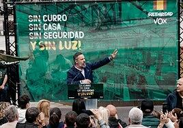 Abascal llama «capullo» a Sánchez y asegura que «poco lo insultan»