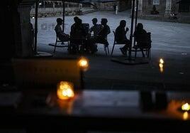 La mayoría de ciudadanos cree que el Gobierno no aportó información suficiente durante el apagón