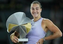 Sabalenka reina por tercera vez en Madrid