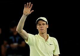 Vuelve Jannik Sinner tras su sanción por dopaje