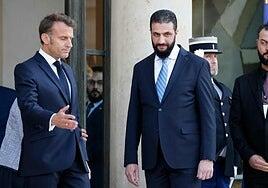 Macron recibe al presidente interino de Siria en su primer viaje a Europa