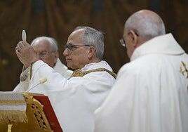 Emoción papal. Soberbia presidencial