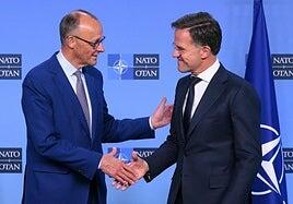 Merz defiende más controles de fronteras en su primer viaje a Bruselas