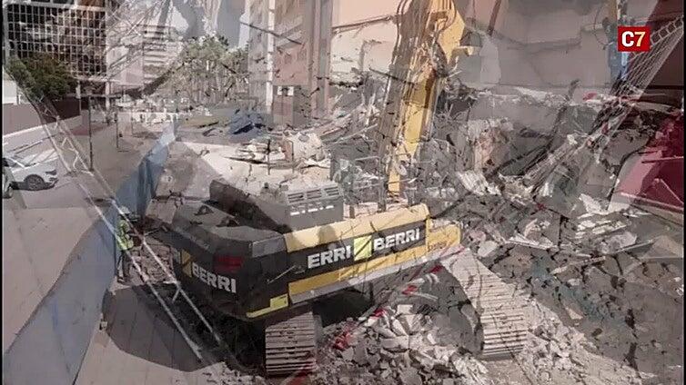 Demolición de la piscina del Centro Insular de Deportes