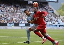 El Celta, con uno menos, vence al Sevilla y cree en Europa