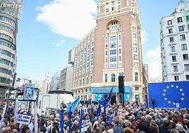 Madrid se manifiesta en Callao para reivindicar «la democracia y los principios de la Unión Europea»