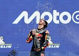 Rueda aprovecha el caos para ganar en Le Mans