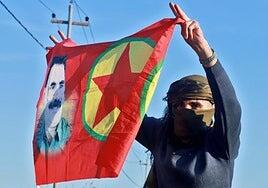 El PKK se disuelve tras cuatro décadas de lucha armada contra Turquía