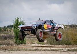 Carlos Sainz, Ford y Red Bull recrean el trazado completo del futuro circuito MadRing