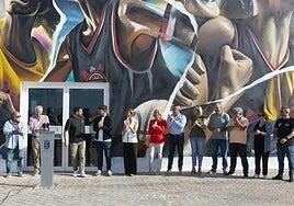 Mural gigante en el pabellón de Tías