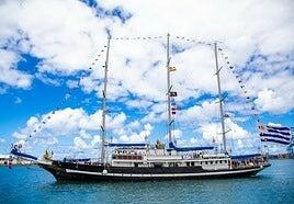 El velero escuela Capitán Miranda de la Armada de Uruguay regresa a Gran Canaria