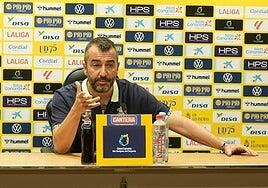 Diego Martínez: «Habremos descendido pero queremos despedirnos con una victoria»