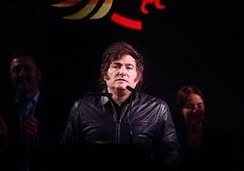 Milei quiere cobrar los gastos de salud a los extranjeros y la universidad a los no residentes