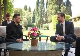 Zelenski reitera a Vance la necesidad de imponer sanciones a Rusia