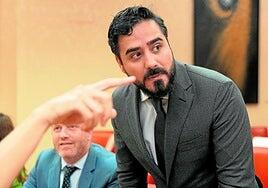 Citan a Alvise como imputado por la causa del falso covid de Illa